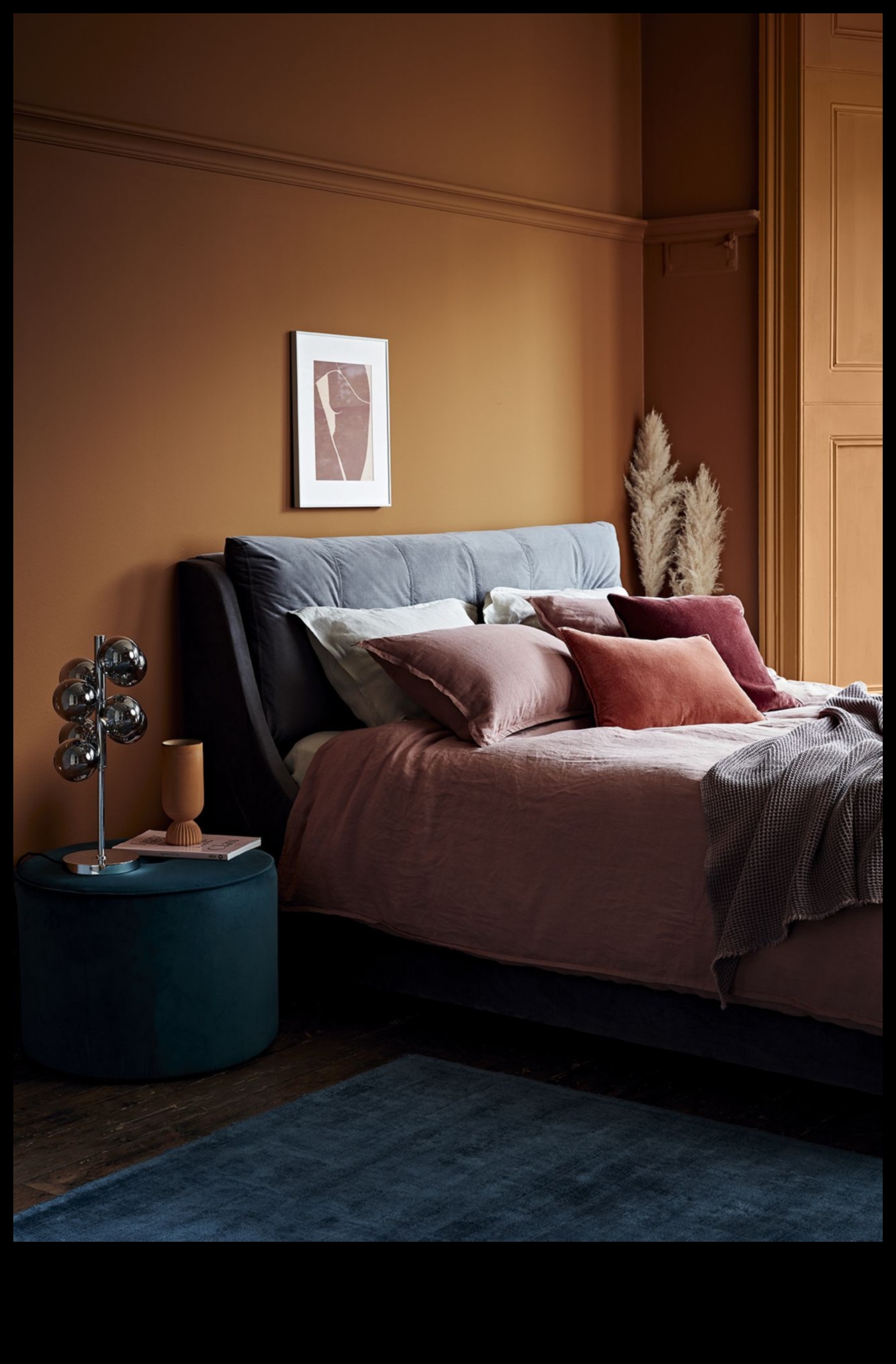 רעיונות לעיצוב חדר שינה כהה ודרמטי