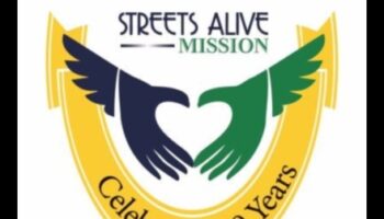 Streets Alive: הדופק של כיכרות עירוניות ונופי רחוב