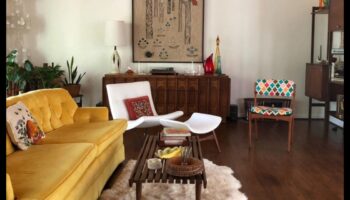 איך אני יכול להשיג מראה בהשראת וינטג' בבית שלי עם רעיונות דקור?